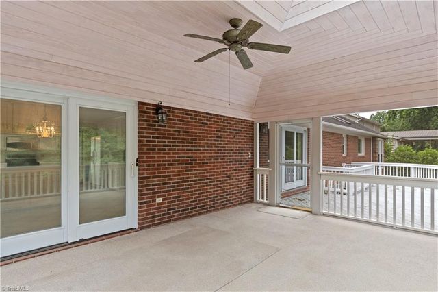 5132 Huntcliff Trail, Winston-salem, NC 27104