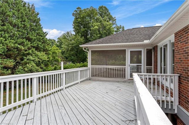 5132 Huntcliff Trail, Winston-salem, NC 27104