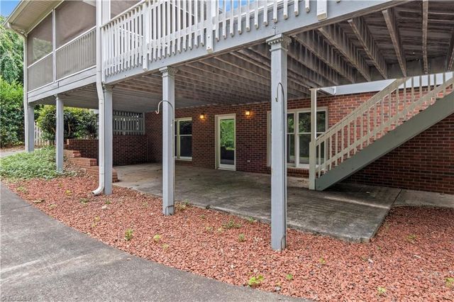 5132 Huntcliff Trail, Winston-salem, NC 27104
