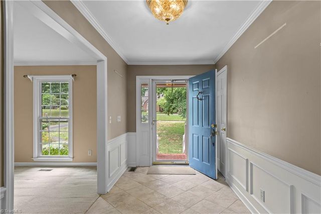 5132 Huntcliff Trail, Winston-salem, NC 27104
