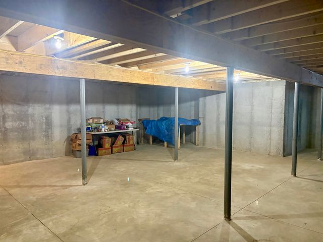 42 East Road, Greenfield, NH 03047