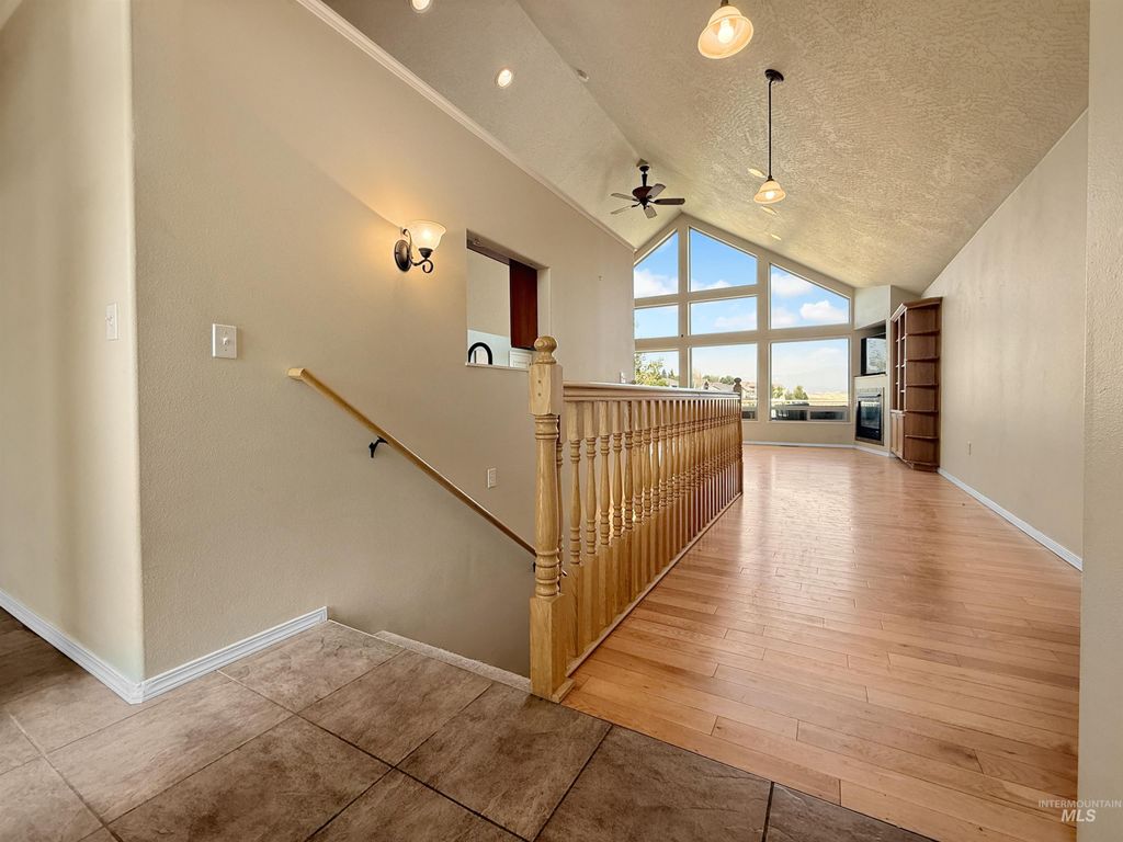 2712 Itani Drive, Moscow, ID 83843 photo 2