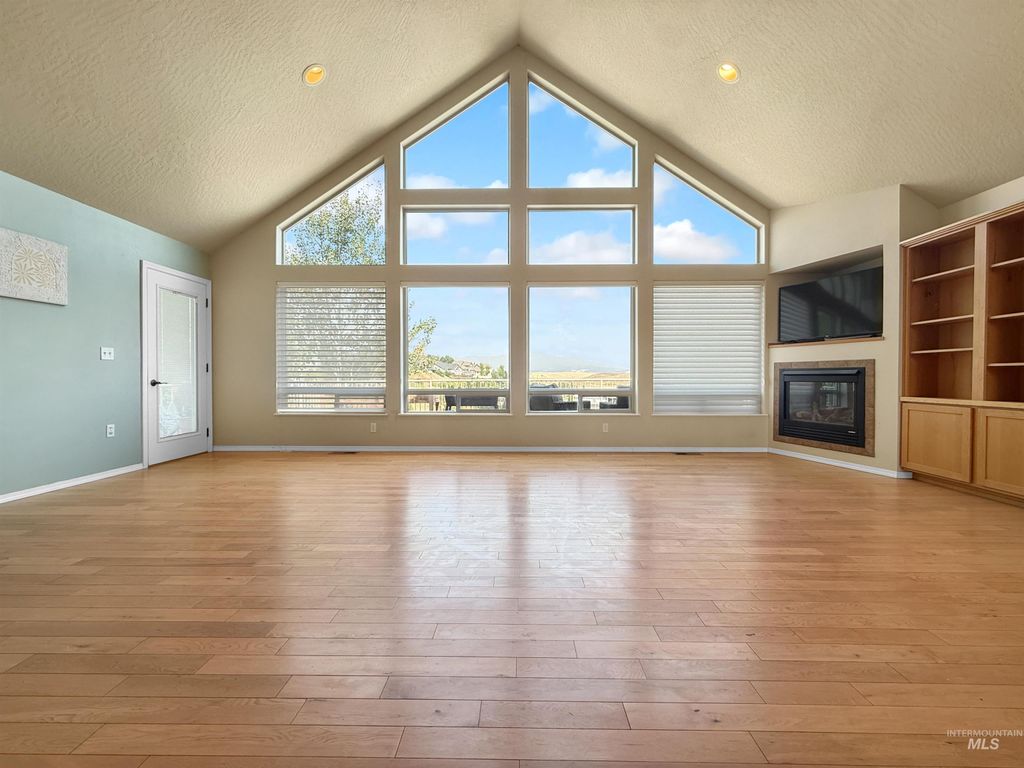 2712 Itani Drive, Moscow, ID 83843 photo 4
