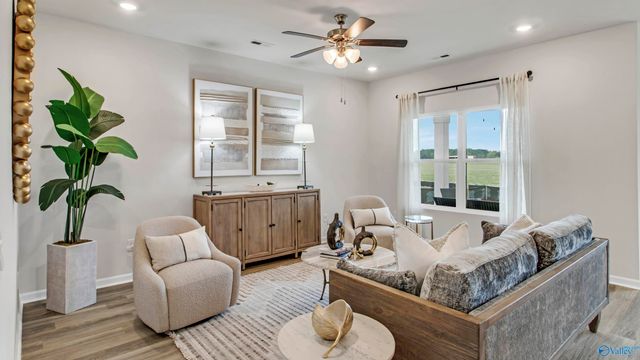 9909 Sequoyah Cove Drive SE, Owens Cross Roads, AL 35763