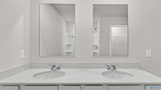 9909 Sequoyah Cove Drive SE, Owens Cross Roads, AL 35763