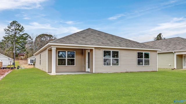 9909 Sequoyah Cove Drive SE, Owens Cross Roads, AL 35763