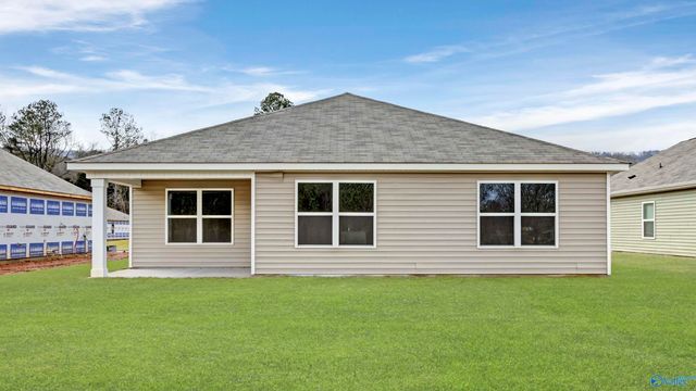 9909 Sequoyah Cove Drive SE, Owens Cross Roads, AL 35763