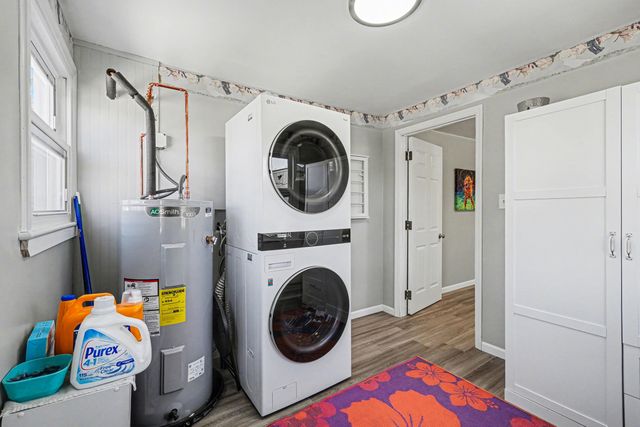 11 May Street, Elsmere, KY 41018