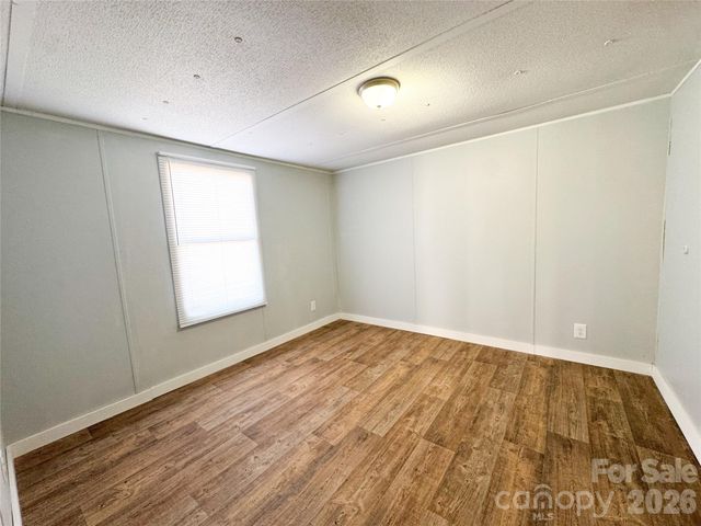 7555 Palm Tree Drive, Vale, NC 28168