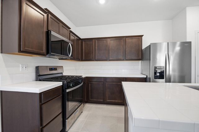 603 N Filbert Avenue, Fresno, CA 93727