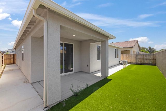 603 N Filbert Avenue, Fresno, CA 93727