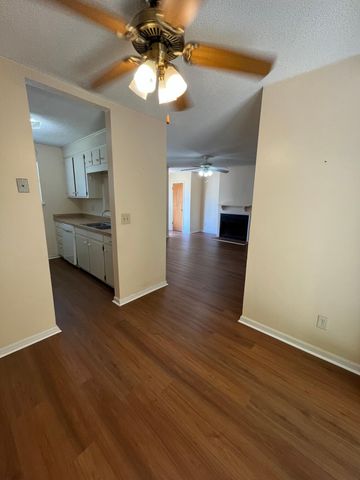 101 Freehold Circle Unit B, Goose Creek, SC 29445
