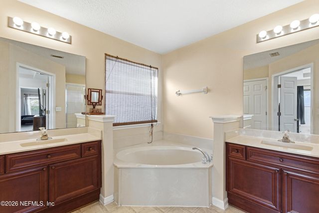 3346 IVYBRIDGE Court, Jacksonville, FL 32226