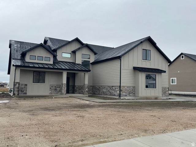 2524 W 2950 N, Farr West, UT 84404