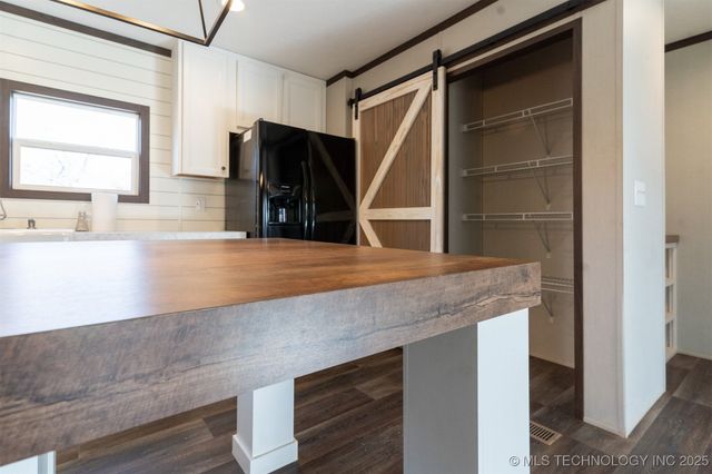 44463 W 166th Street S, Bristow, OK 74010