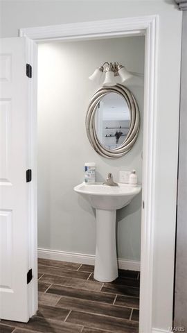 3215 Timber Ridge Road, Palmyra, MO 63461