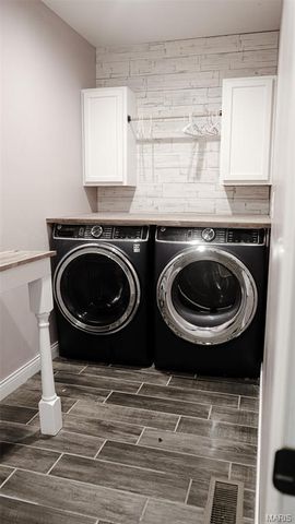 3215 Timber Ridge Road, Palmyra, MO 63461