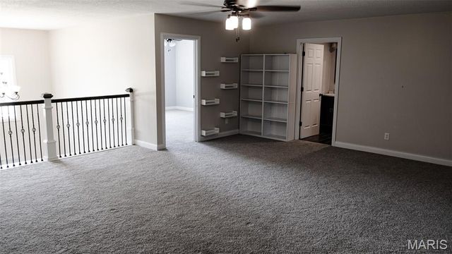 3215 Timber Ridge Road, Palmyra, MO 63461