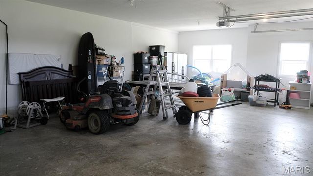 3215 Timber Ridge Road, Palmyra, MO 63461