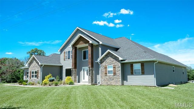 3215 Timber Ridge Road, Palmyra, MO 63461