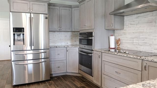 3215 Timber Ridge Road, Palmyra, MO 63461