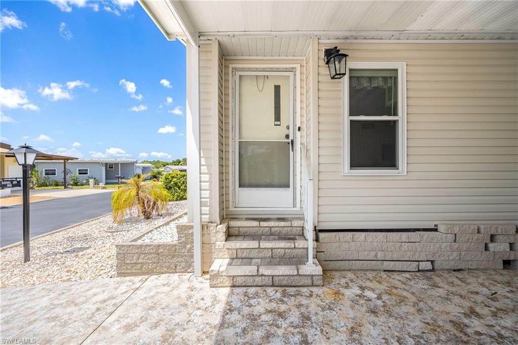 370 Nicklaus BLVD, NORTH FORT MYERS, FL 33903 — photo 5