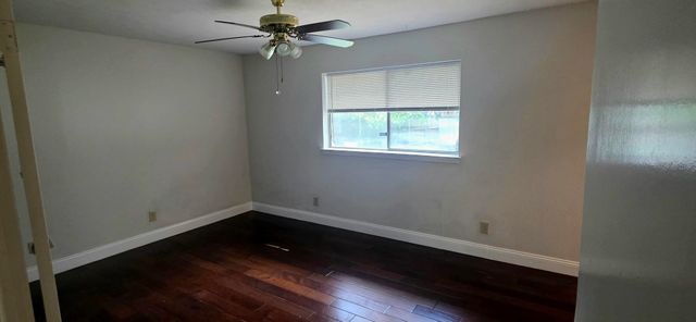 1018 Rockledge Drive, Garland, TX 75043