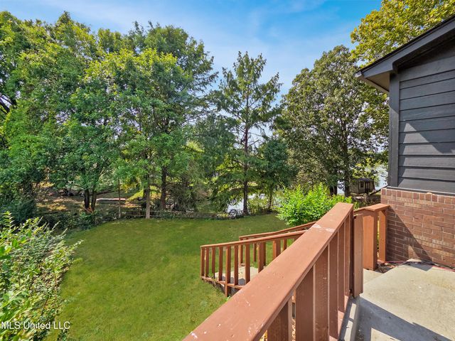 353 Plum Point Cove, Southaven, MS 38671