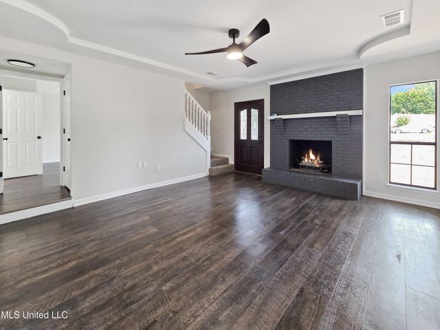 353 Plum Point Cove, Southaven, MS 38671