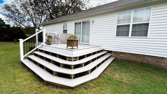 86 Troy Drive, Clayton, NC 27520