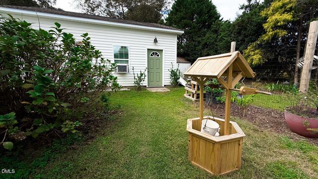 86 Troy Drive, Clayton, NC 27520