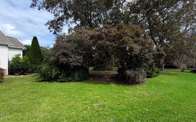 86 Troy Drive, Clayton, NC 27520