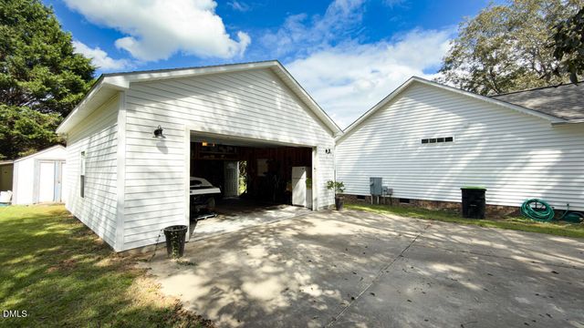 86 Troy Drive, Clayton, NC 27520