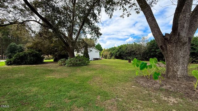 86 Troy Drive, Clayton, NC 27520