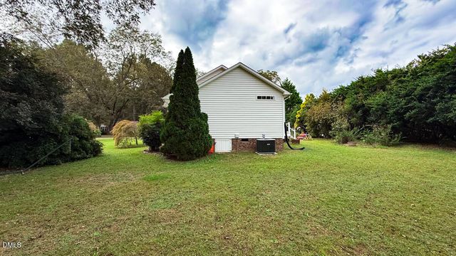 86 Troy Drive, Clayton, NC 27520