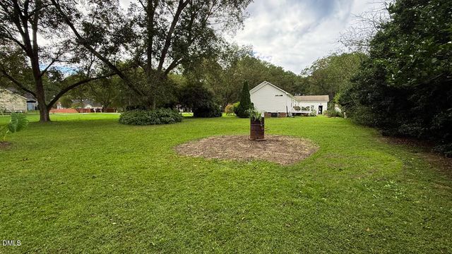 86 Troy Drive, Clayton, NC 27520