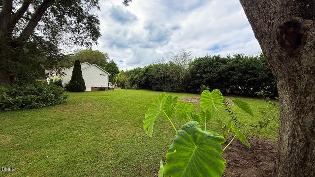 86 Troy Drive, Clayton, NC 27520