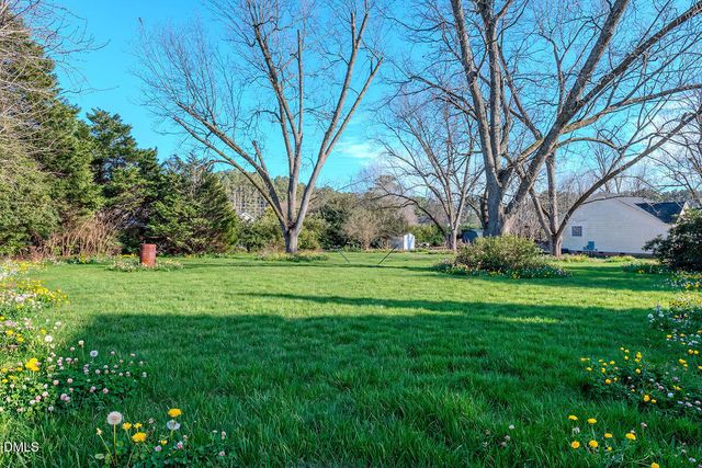 86 Troy Drive, Clayton, NC 27520