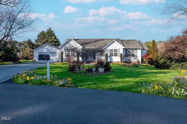 86 Troy Drive, Clayton, NC 27520