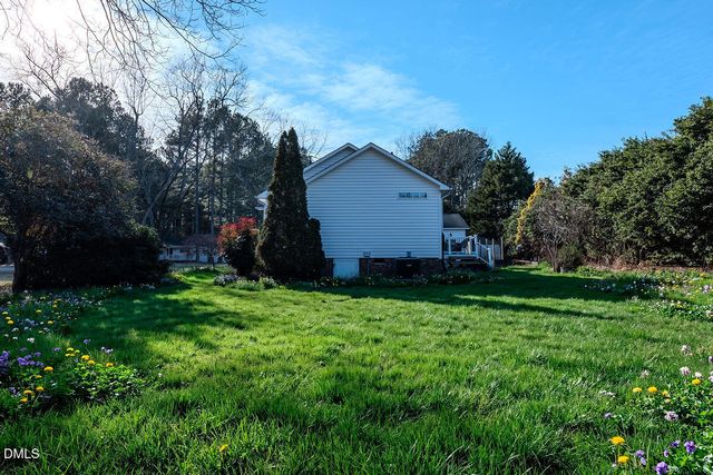 86 Troy Drive, Clayton, NC 27520