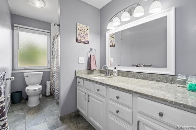43057 Bond Court, Sterling Heights, MI 48313