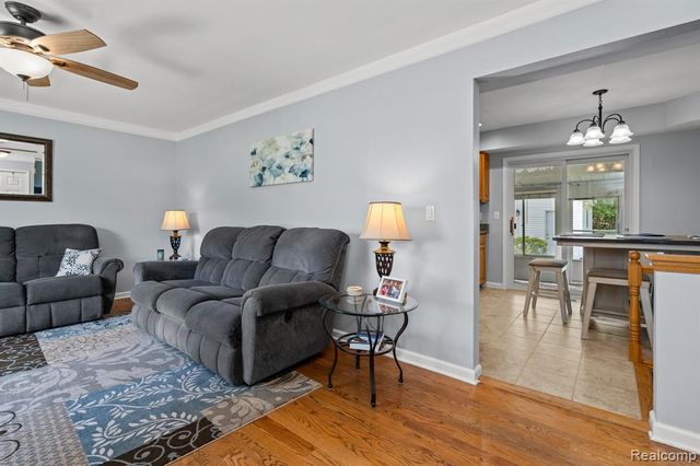 43057 Bond Court, Sterling Heights, MI 48313