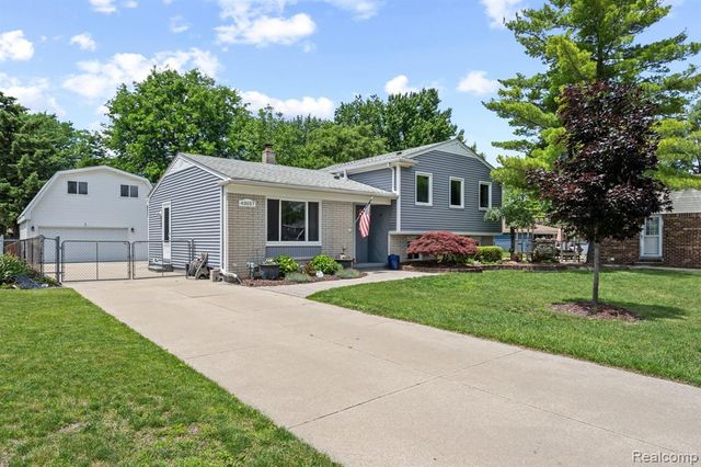 43057 Bond Court, Sterling Heights, MI 48313