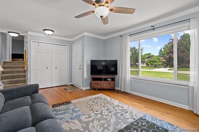 43057 Bond Court, Sterling Heights, MI 48313