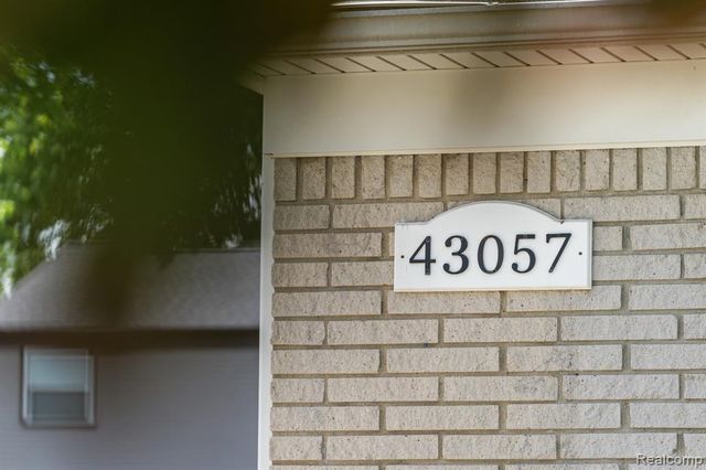 43057 Bond Court, Sterling Heights, MI 48313