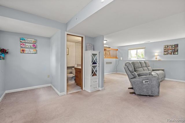 43057 Bond Court, Sterling Heights, MI 48313