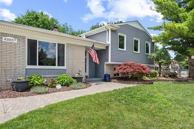 43057 Bond Court, Sterling Heights, MI 48313