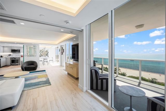 2401 Collins Ave 1402, Miami Beach, FL 33140