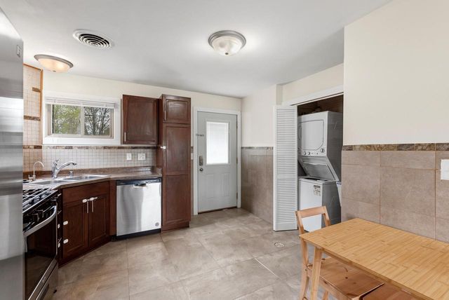 6419 Verona COURT, Milwaukee, WI 53219