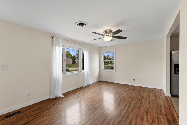 6419 Verona COURT, Milwaukee, WI 53219